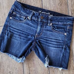 American Eagle Cut-Off Jean Shorts Blue Women's Size 6